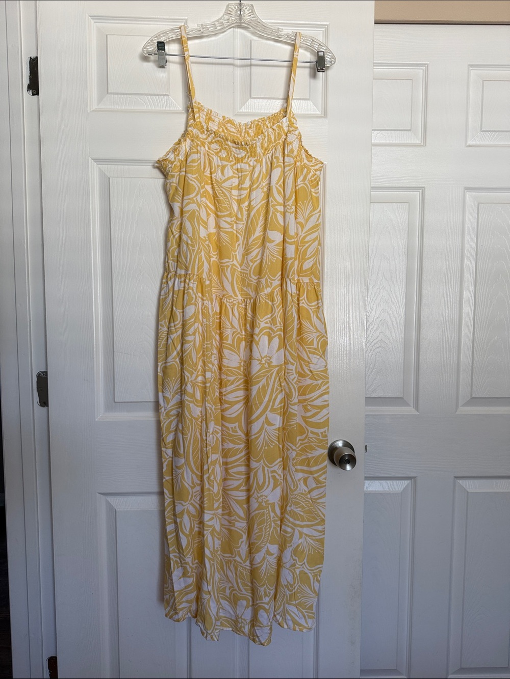 old navy yellow dress | Dresses | Old Navy Floral Xxl Sleeveless linen blend and xl (18)machine wash SIZE::Boy T-shirt 6/8 Petite Denim Dresses | YGroup_colourway-taylor